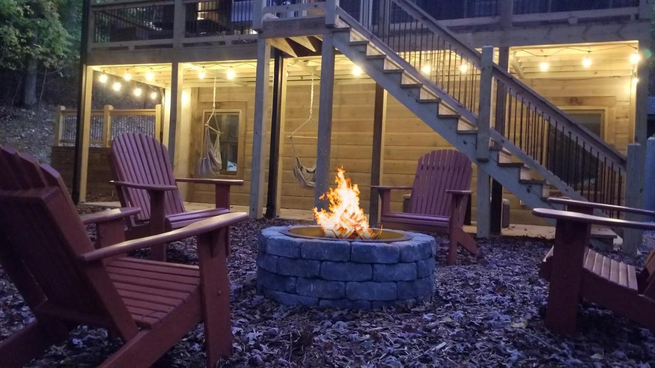 Brand New Build Luxury Mountain Chalet With Hot Tub, Pool, Game Room, Premium Features Ellijay Exterior foto
