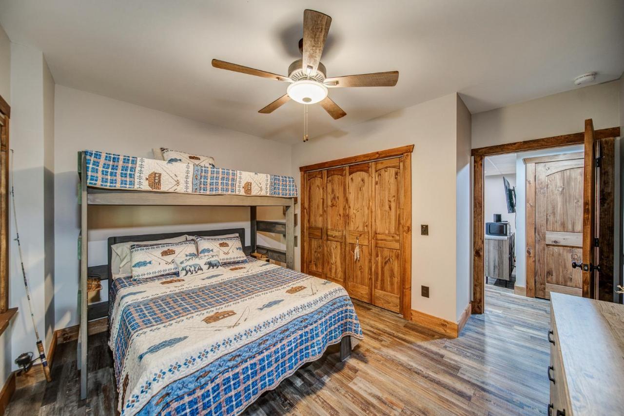 Brand New Build Luxury Mountain Chalet With Hot Tub, Pool, Game Room, Premium Features Ellijay Exterior foto