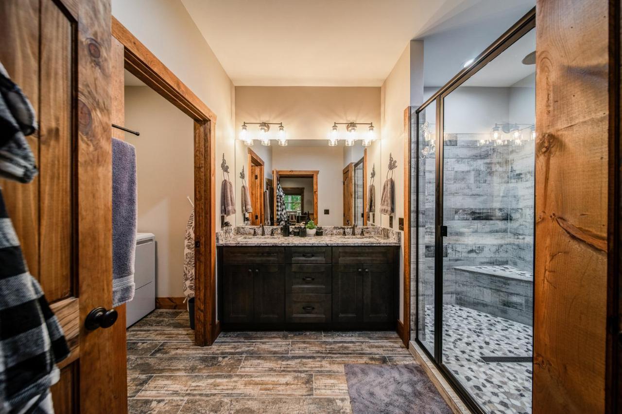 Brand New Build Luxury Mountain Chalet With Hot Tub, Pool, Game Room, Premium Features Ellijay Exterior foto