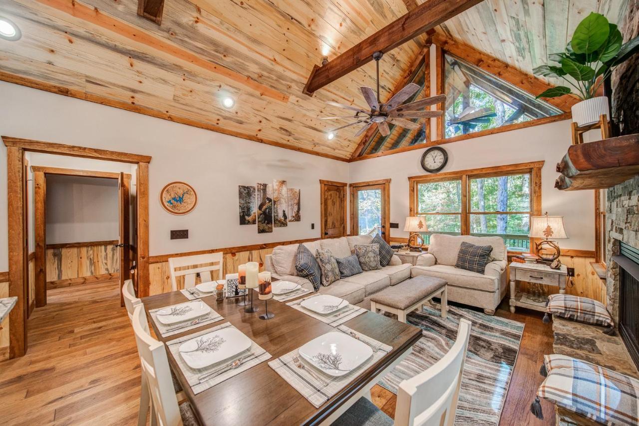 Brand New Build Luxury Mountain Chalet With Hot Tub, Pool, Game Room, Premium Features Ellijay Exterior foto
