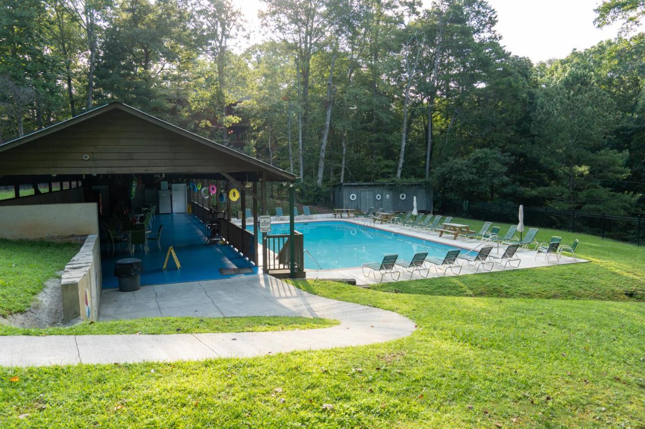 Brand New Build Luxury Mountain Chalet With Hot Tub, Pool, Game Room, Premium Features Ellijay Exterior foto